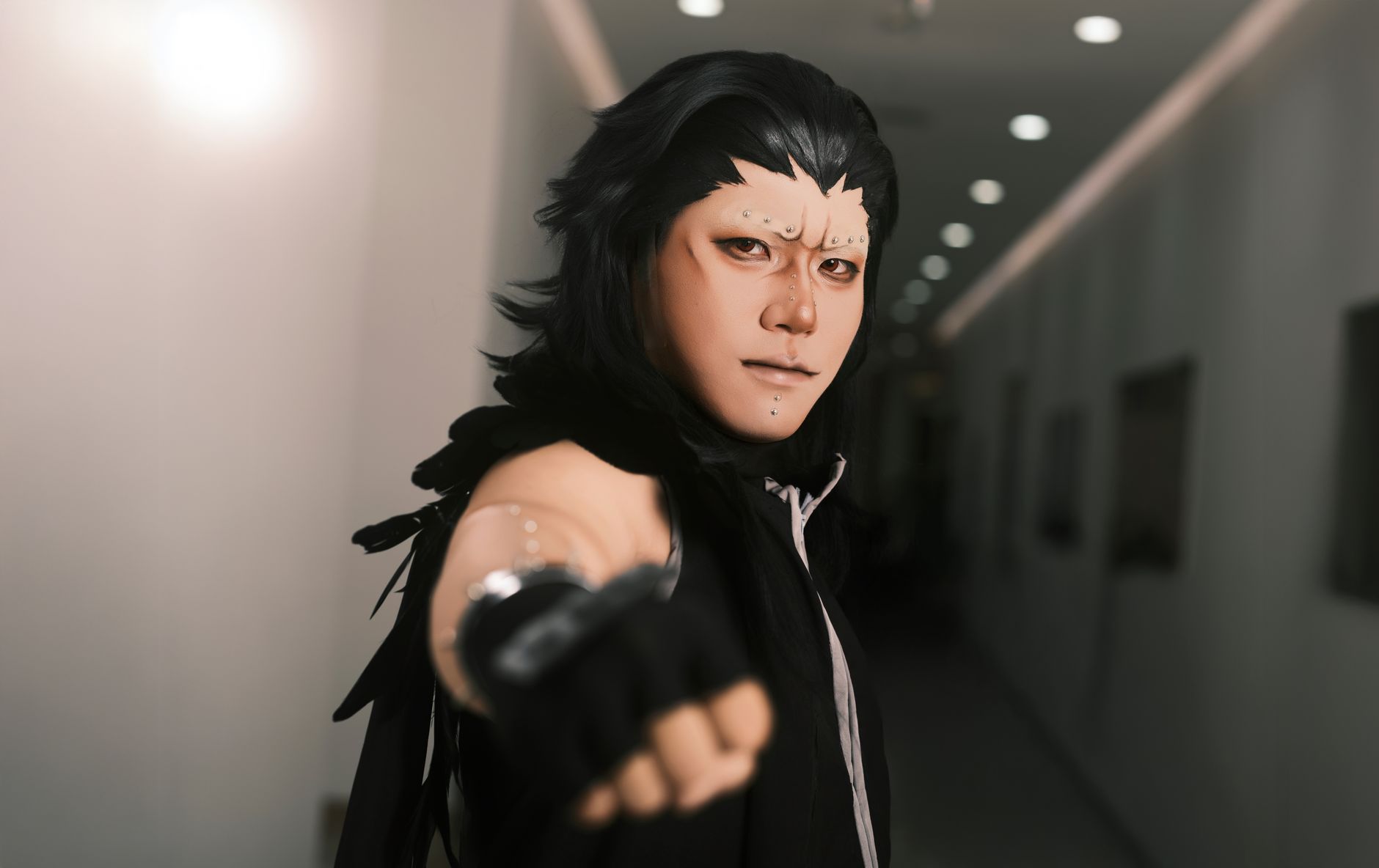 Cosplay dans une convention anime, ambiance fan de manga japonais