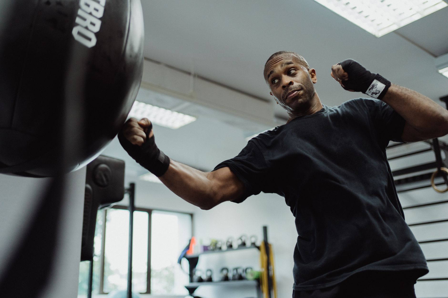 Boxing gym training session (illustratives Bild)