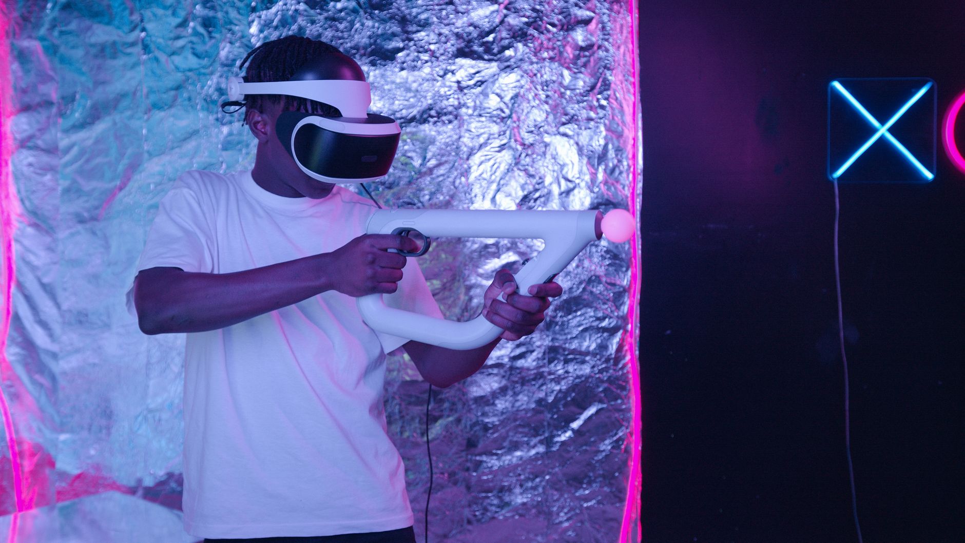 Futuristic virtual reality headset, the core premise behind Sword Art Online