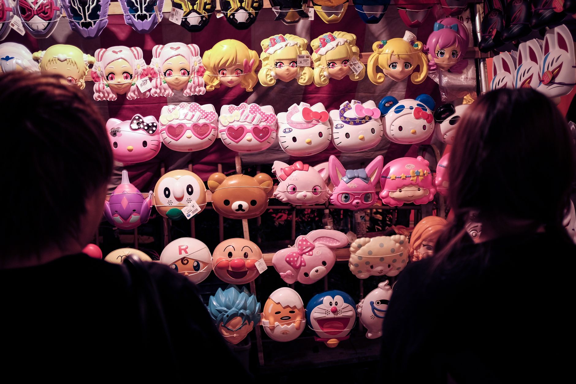 Merchandising oficial de anime, figuras y artículos de colección de cultura pop japonesa